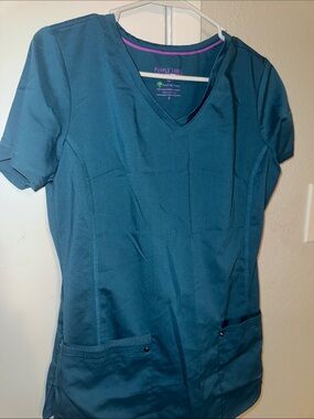 healing hands Teal Short Sleeve V‑Neck Scrub Top